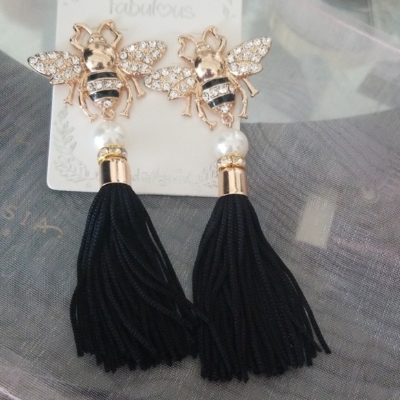 custom Jewelry - Custom Jewelry (never been worn) custom Jewelry - Custom Jewelry (never been worn)